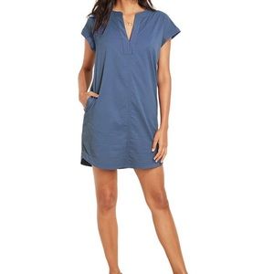 Vineyard Vines Performance Margo Seersucker Shift Activewear Dress, S, Blue